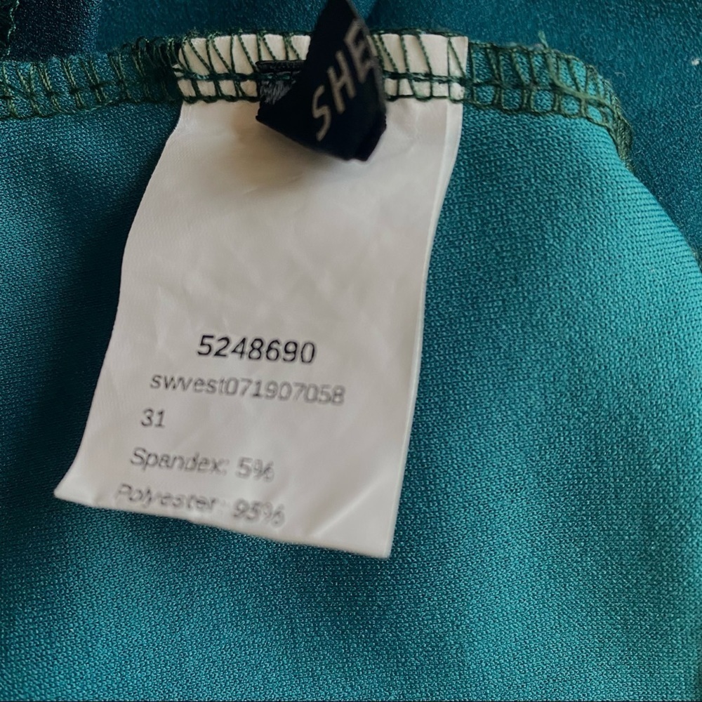 Shein Scalloped Edge Crop Camisole.  Green  Sz S - Picture 7 of 10